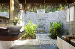 Maldives - Sheraton Maldives - Salle de bains des Cottages