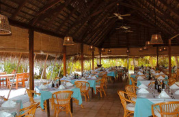 Maldives - Madoogali Resort - Restaurant