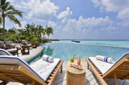 Maldives - Milaidhoo Island - Compass Pool Bar