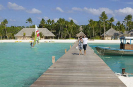 Maldives - Veligandu Island Resort - Jetée