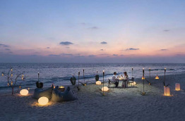 Maldives - The Westin Maldives Miriandhoo Resort - Dîner romantique