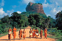 Sri Lanka - Moines et Rocher du Lion