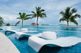 Maldives - Holiday Inn Resort Kandooma - Piscine