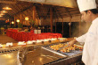 Maldives - Madoogali Resort - Restaurant