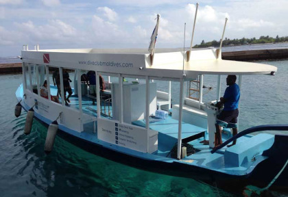 Maldives - Reverie diving Village - Centre de plongée Dive club Laaamu - Le bateau
